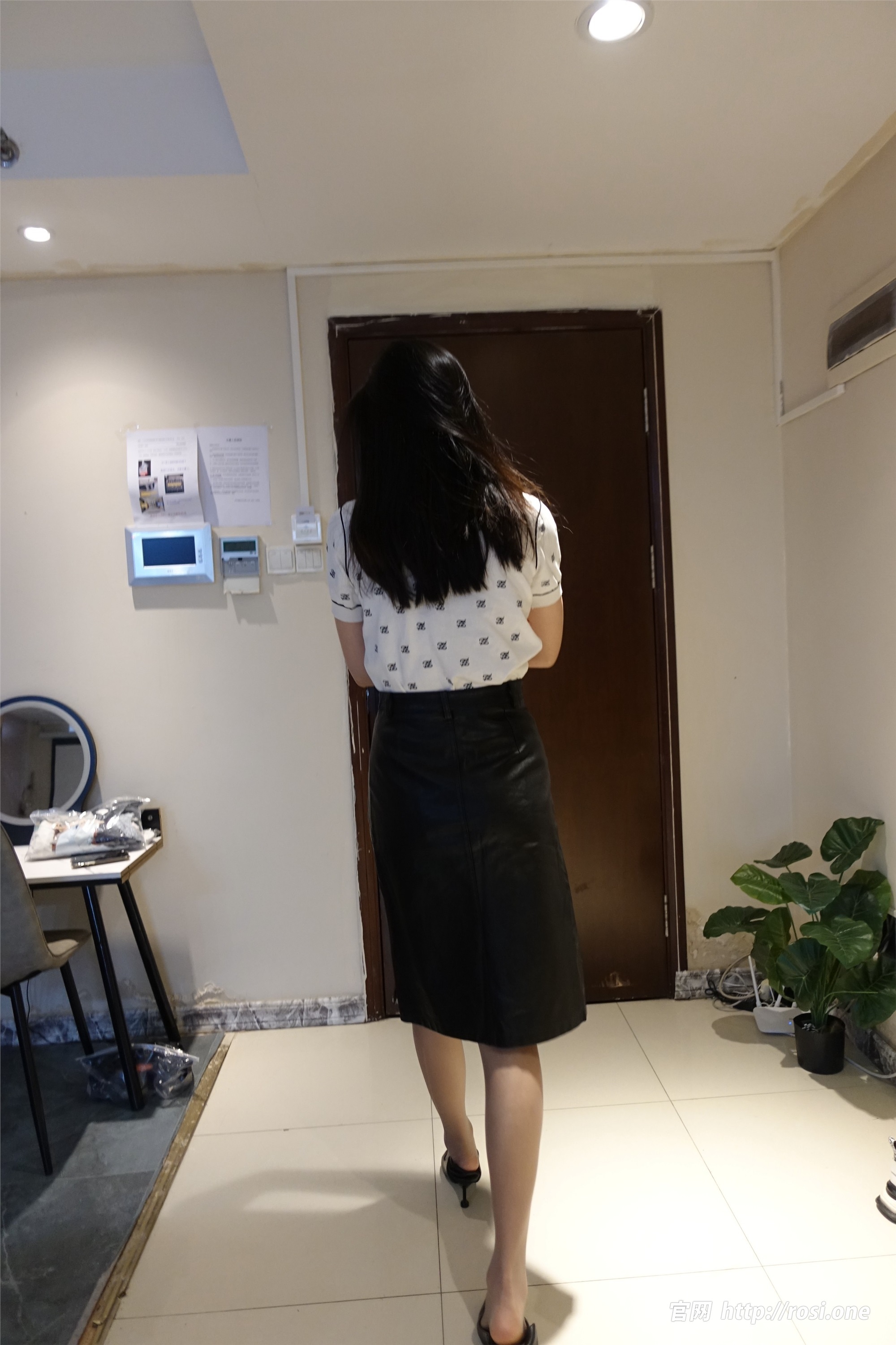 ROSI写真 2023.09.18 NO.4305